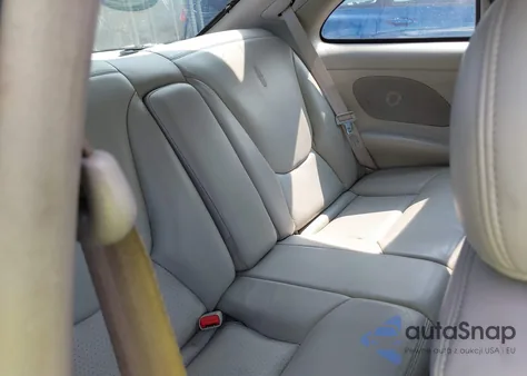 1998 Lincoln Mark Viii z USA, uszkodzony, nr VIN 1LNFM91V3WY677093